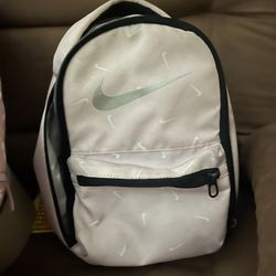 Nike Backpack and Lunch bag 
