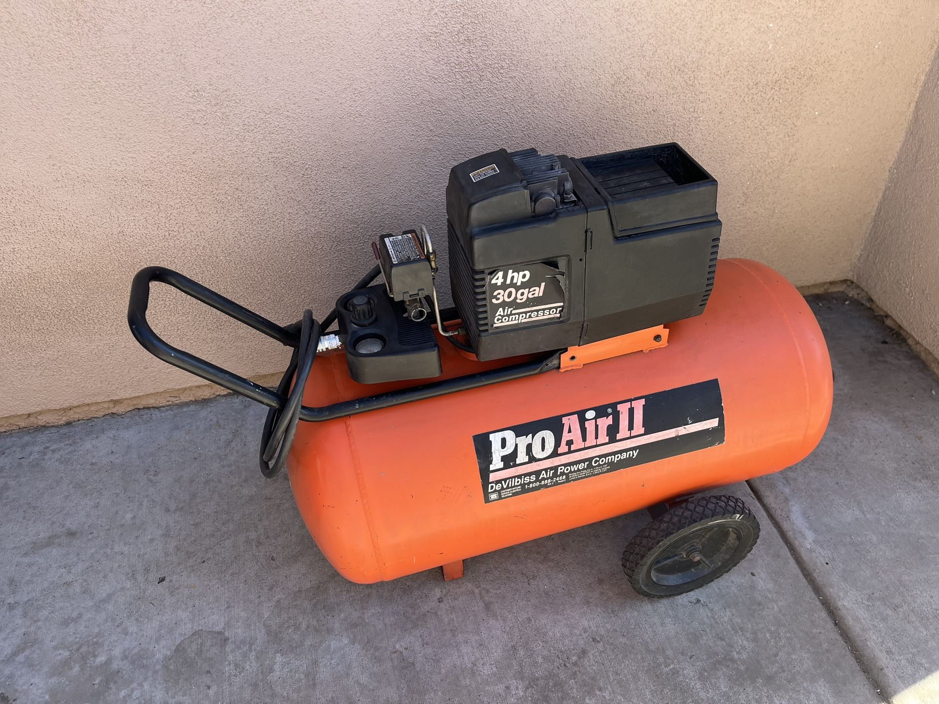 30 gallons air compressor