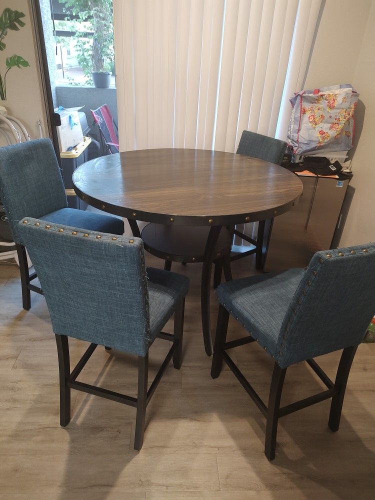 Chairs and Table Kitchen Set