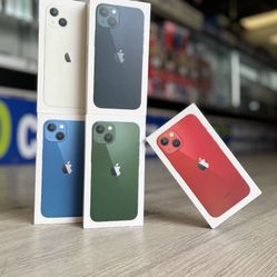 iPhone 13 (Unlocked)