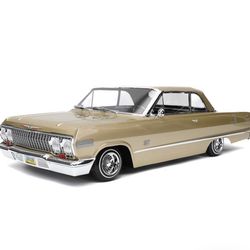 Redcat SixtyThree RC Car - 1:10 1963 Chevrolet Impala Hopping Lowrider