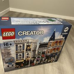 LEGO Creator Expert 10255 - Assembly Square (10th Anniversary Modular) 