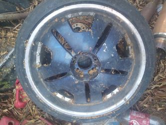 22-in rims 5 lug universal fit Chevy Tahoe Chevy Silverado and many other Chevys