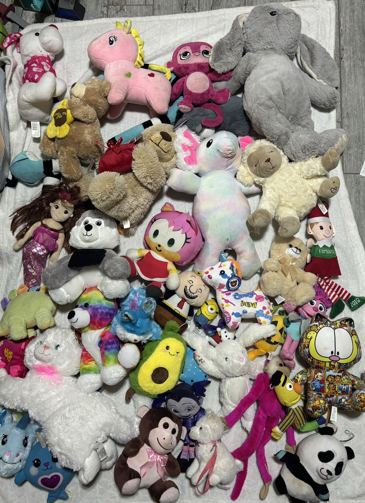 Lot Of Stuffed Animals- Plushies- Kids Toys