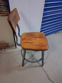 Spiner chair in good conditions