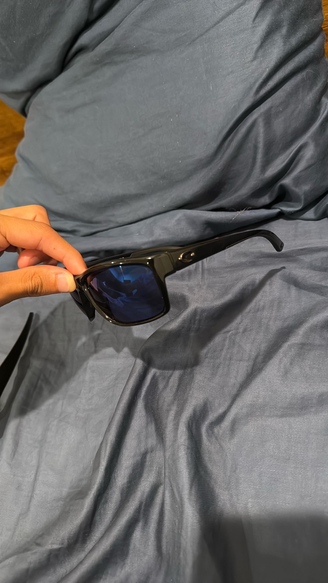 Costa Mag Bay 580P Polarized Sunglasses