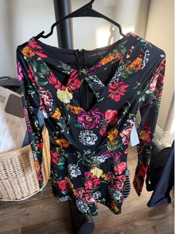 GUESS Black Floral Cutout Dress with Multicolor Blooms size XS New