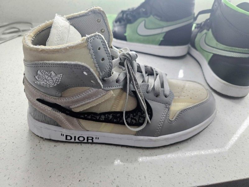 DIOR x JORDAN RETRO HIGH OG GREY
