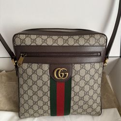 Gucci GG Supreme Web Large Ophidia Messenger Bag