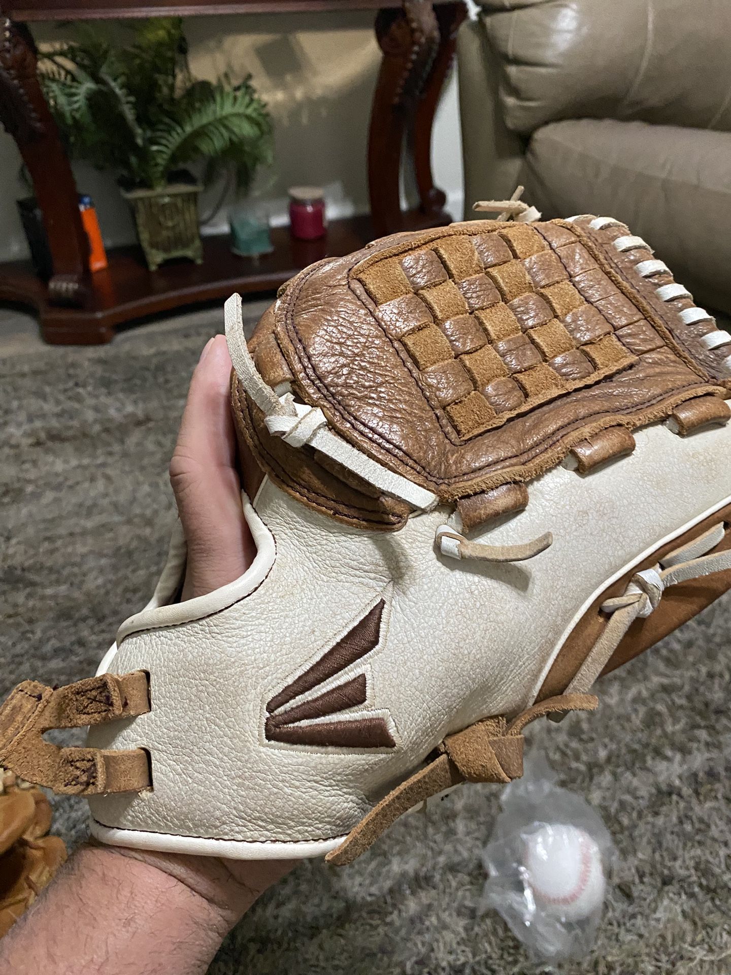 Easton Softball Glove