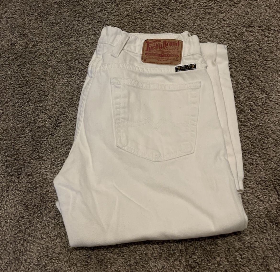 NEW - Womans Lucky Jeans Size 6