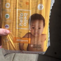 newborn diapers 