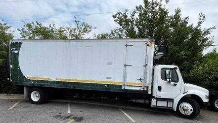 2006 Freightliner M106
