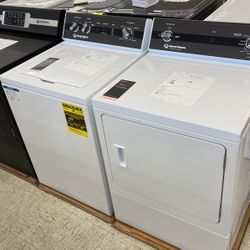 Speed Queen Top Load Washer And Dryer (TR3&DR3)