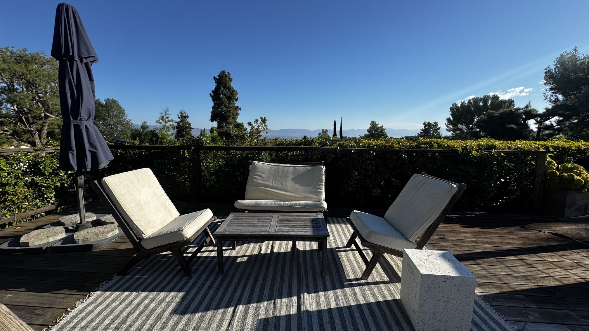 Outdoor Furniture Set (Safavieh)