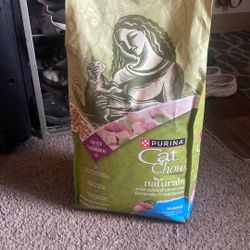 Purina Cat Chow 6.3LB Bag