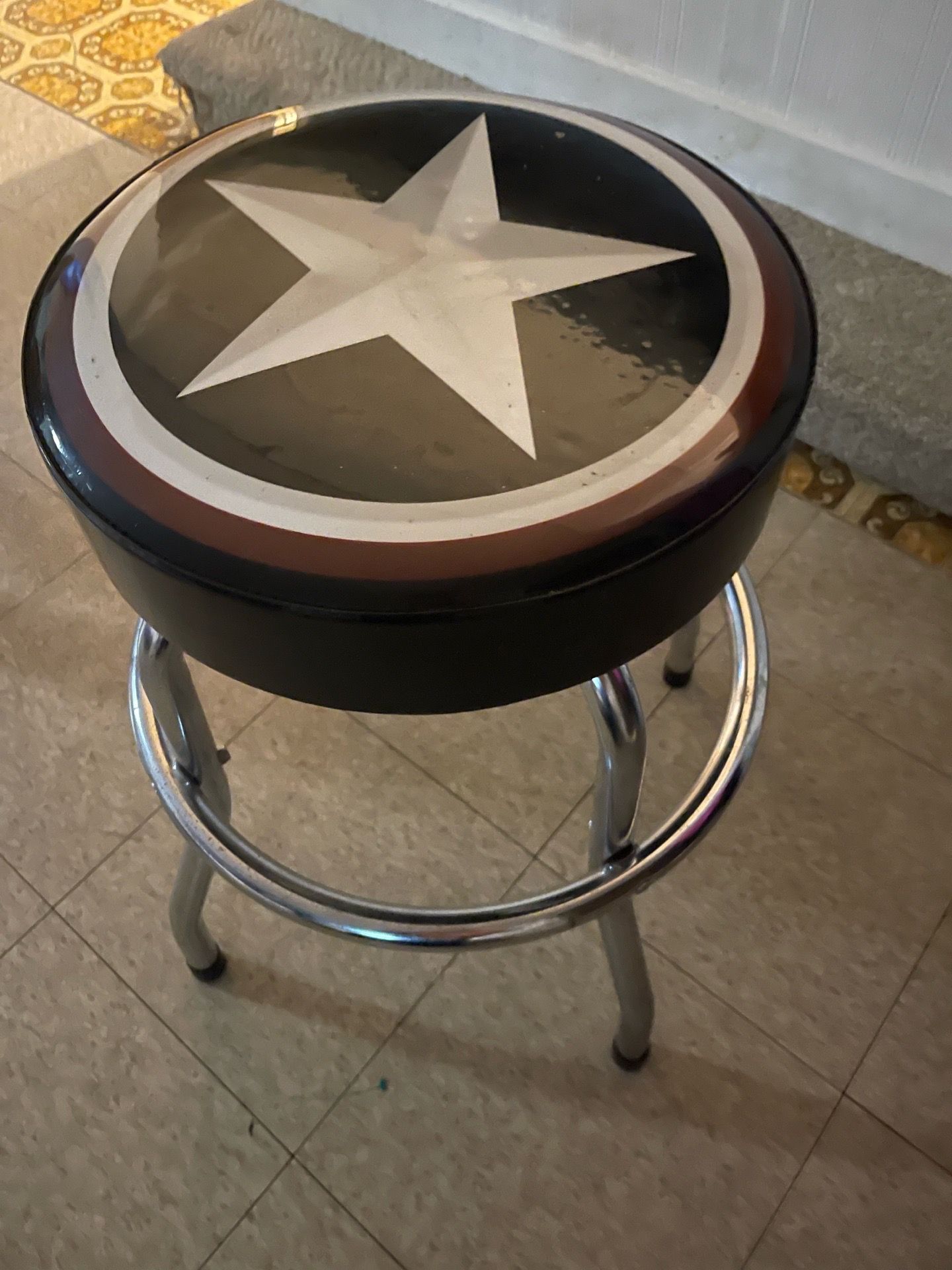 Barstool