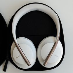 Bose NC700 Noise Cancelling Headphones (White)