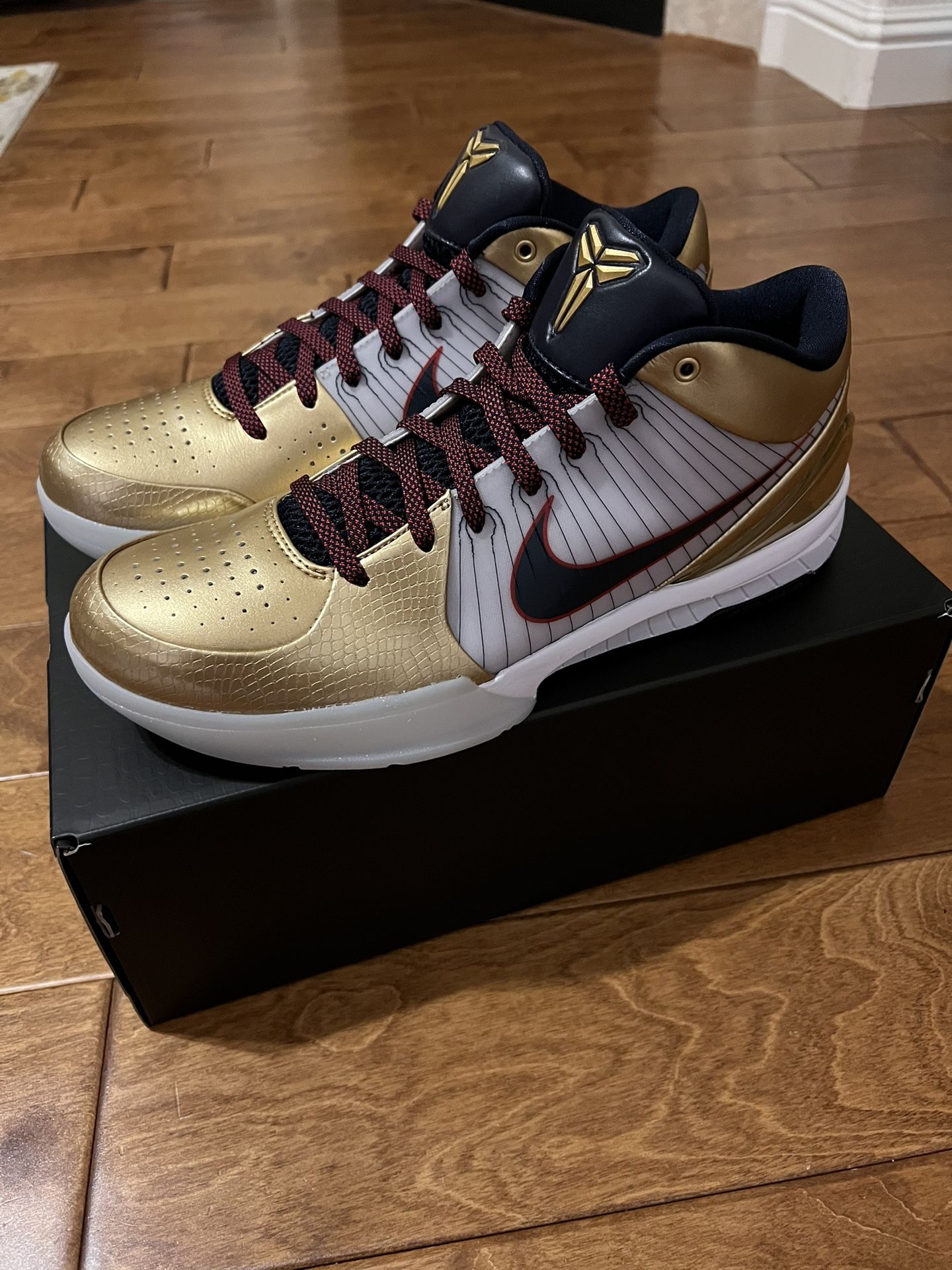 Kobe 4 Protro Gold Medal Size 11.5 NEW
