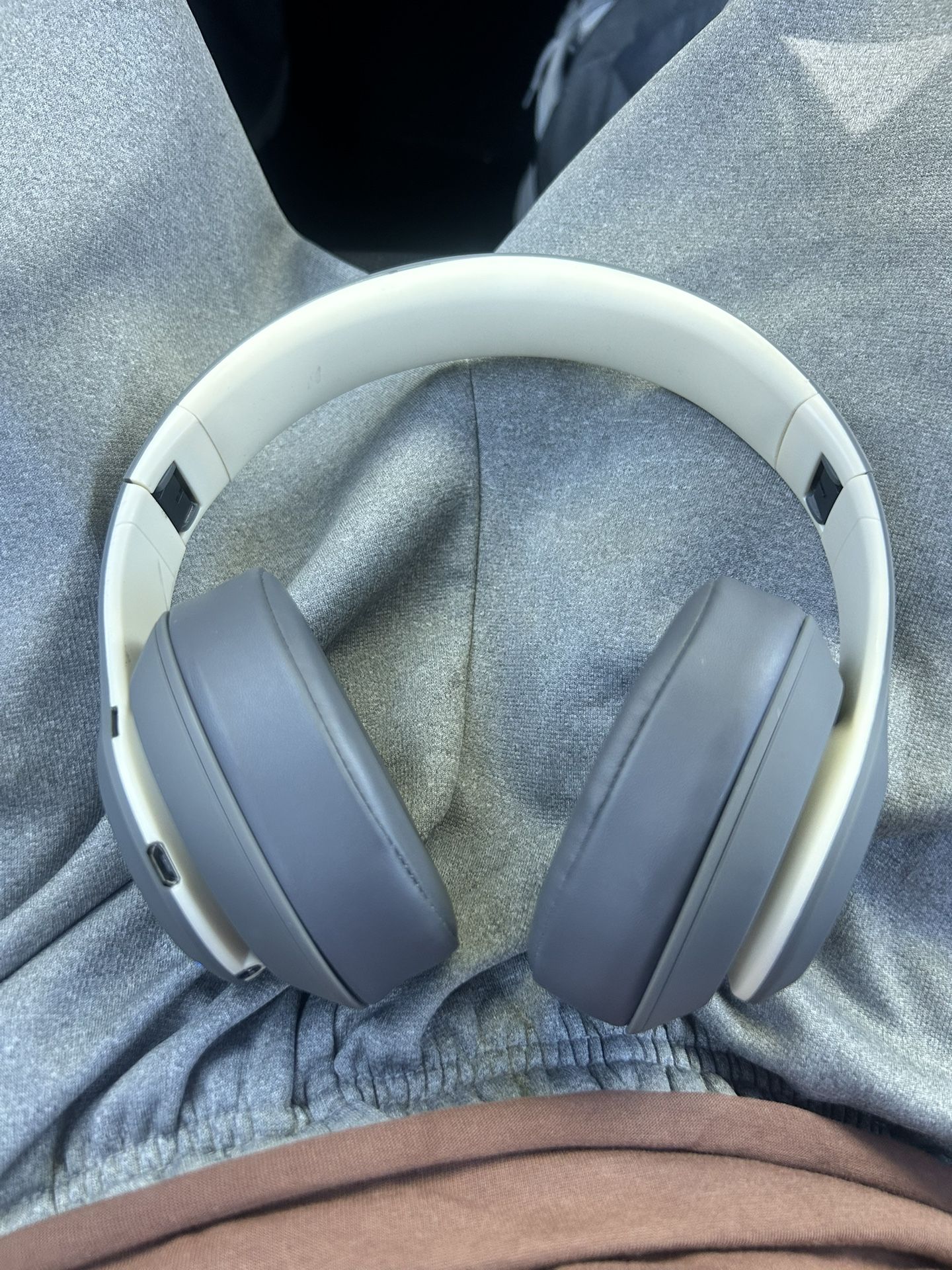 Beats Studio 3