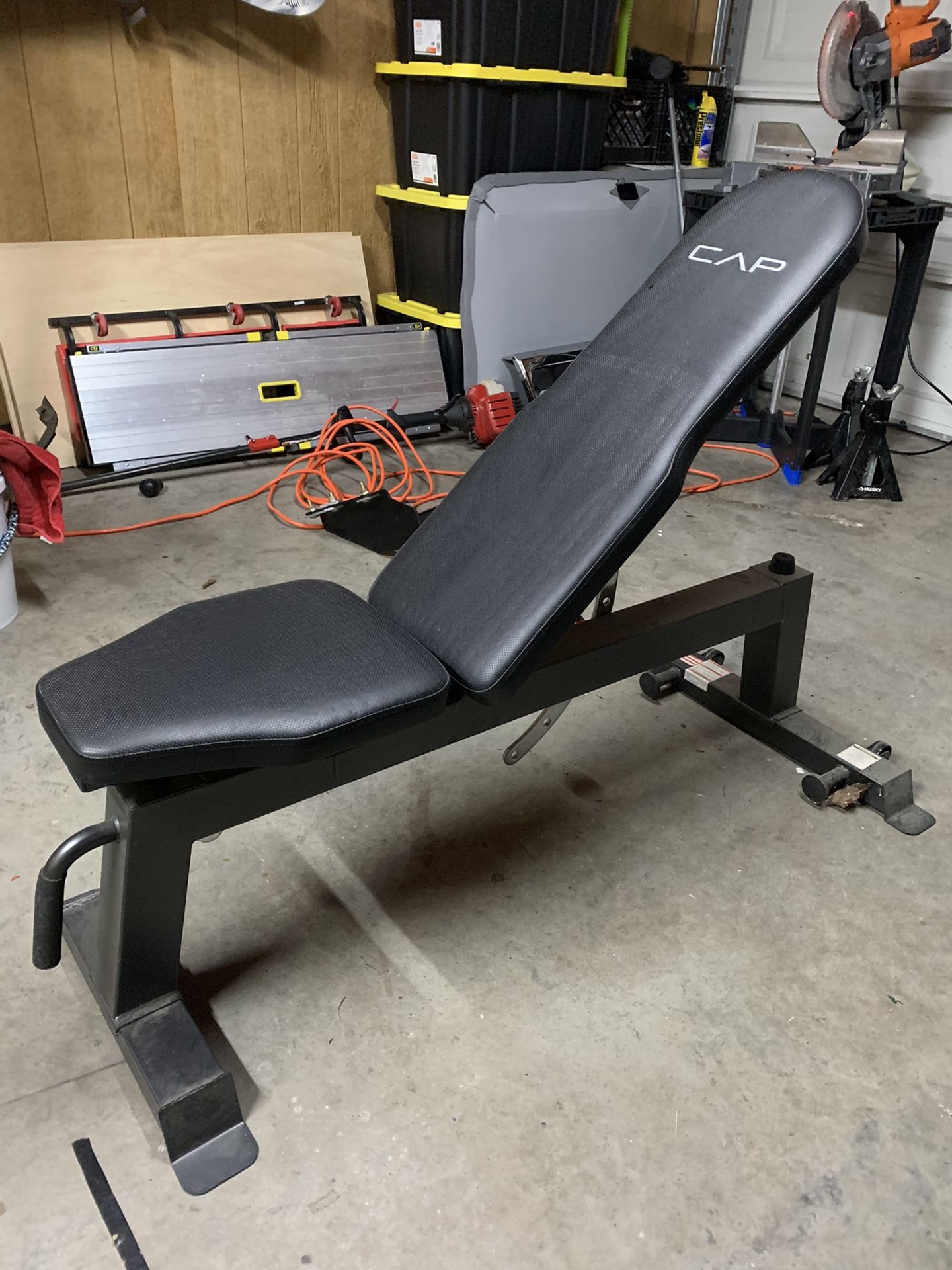 CAP Barbell Deluxe Utility Weight Bench