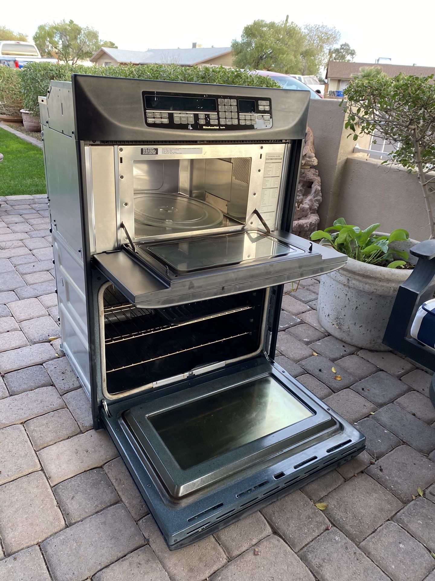 Microwave/oven