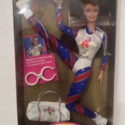Vtg New In Box ‘95 Mattel Barbie USA Gymnast Doll For The 1996 Olympics In Atlanta Red/Auburn Hair