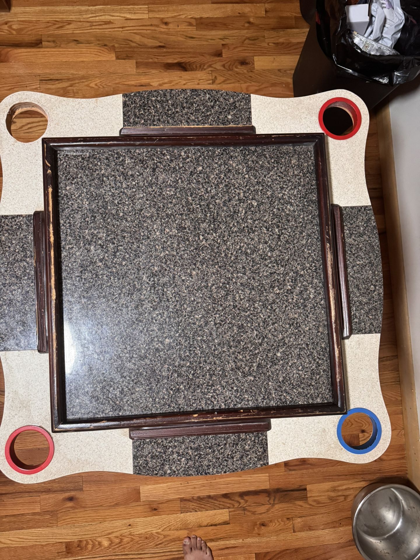 Domino Table 
