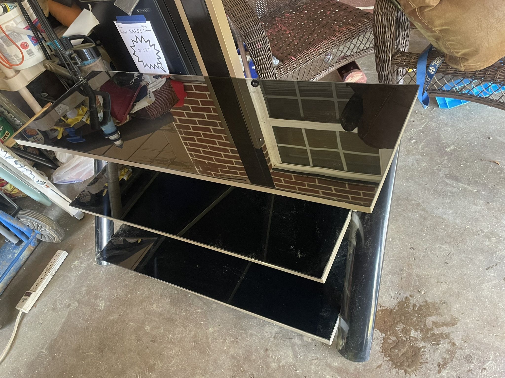 TV STAND