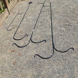 4 Hanging Flower Pot Shepherds Hooks