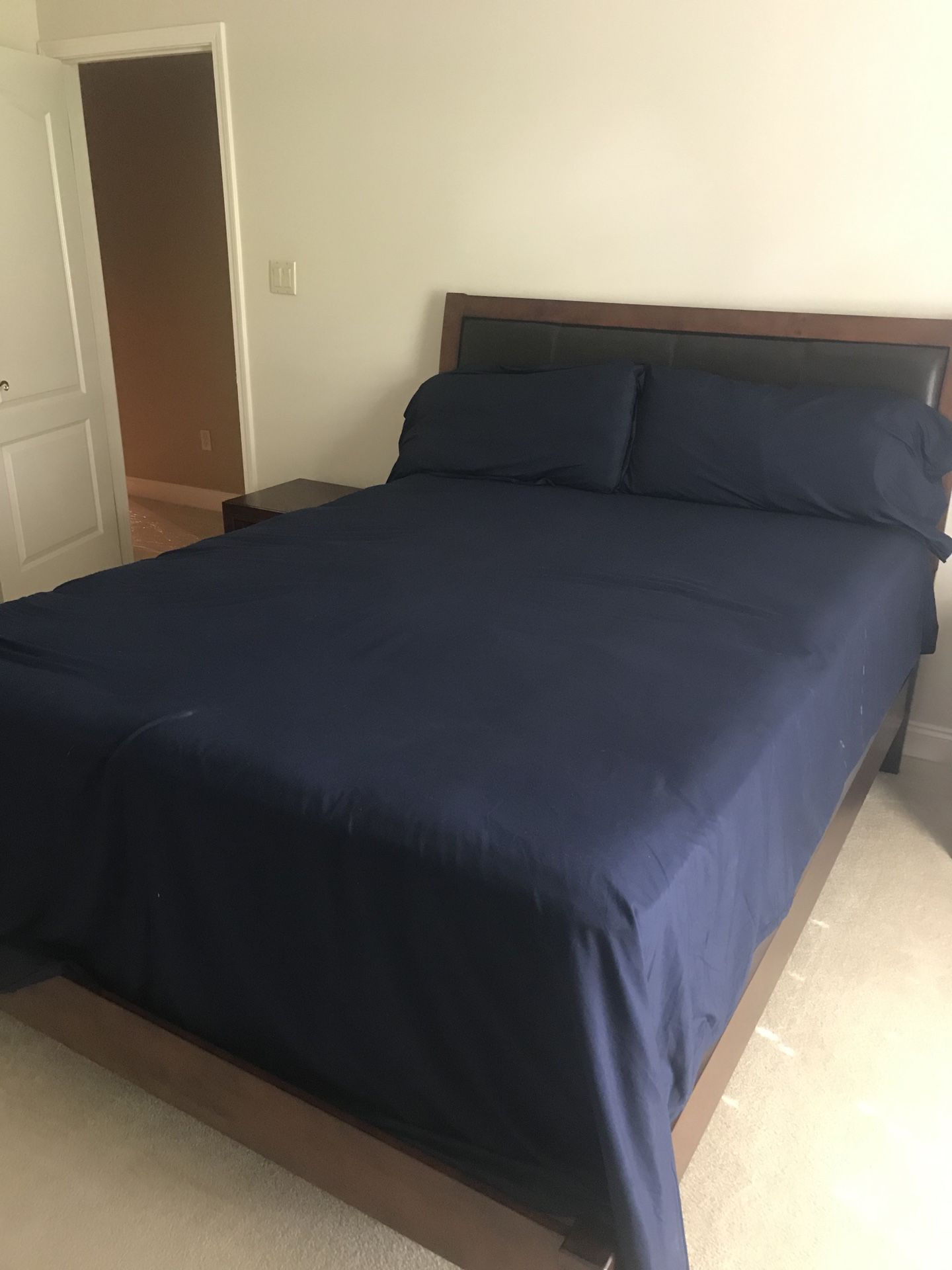Queen Bed And 4 Piece Bedroom Set
