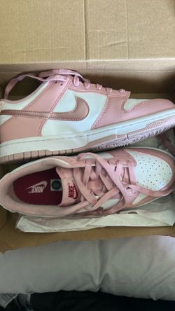 pink nike dunks