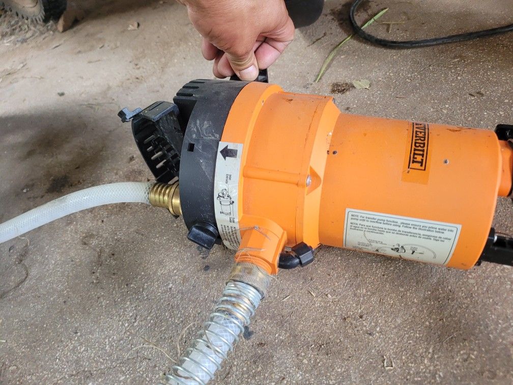 Everbilt 1/4 HP 2in1 Utility Pump 30 for Sale in San Antonio, TX OfferUp