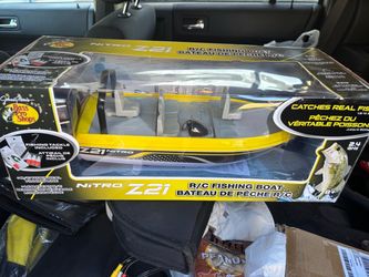 Bass Pro Shops Nitro Z21 R/C Fishing Boat