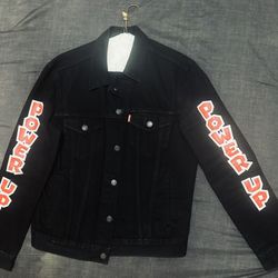 Levi's x Super Mario Black Denim Trucker Jacket (Sz-Medium)
