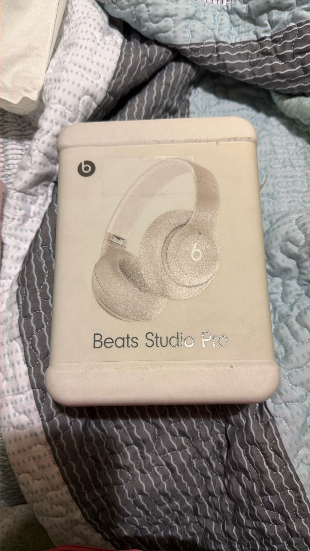 Beats Studio Pro