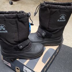 Kamik Rocket Boots Size 5