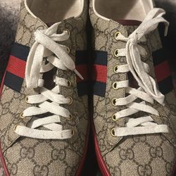 Gucci Shoes 