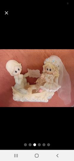 Cake toppers