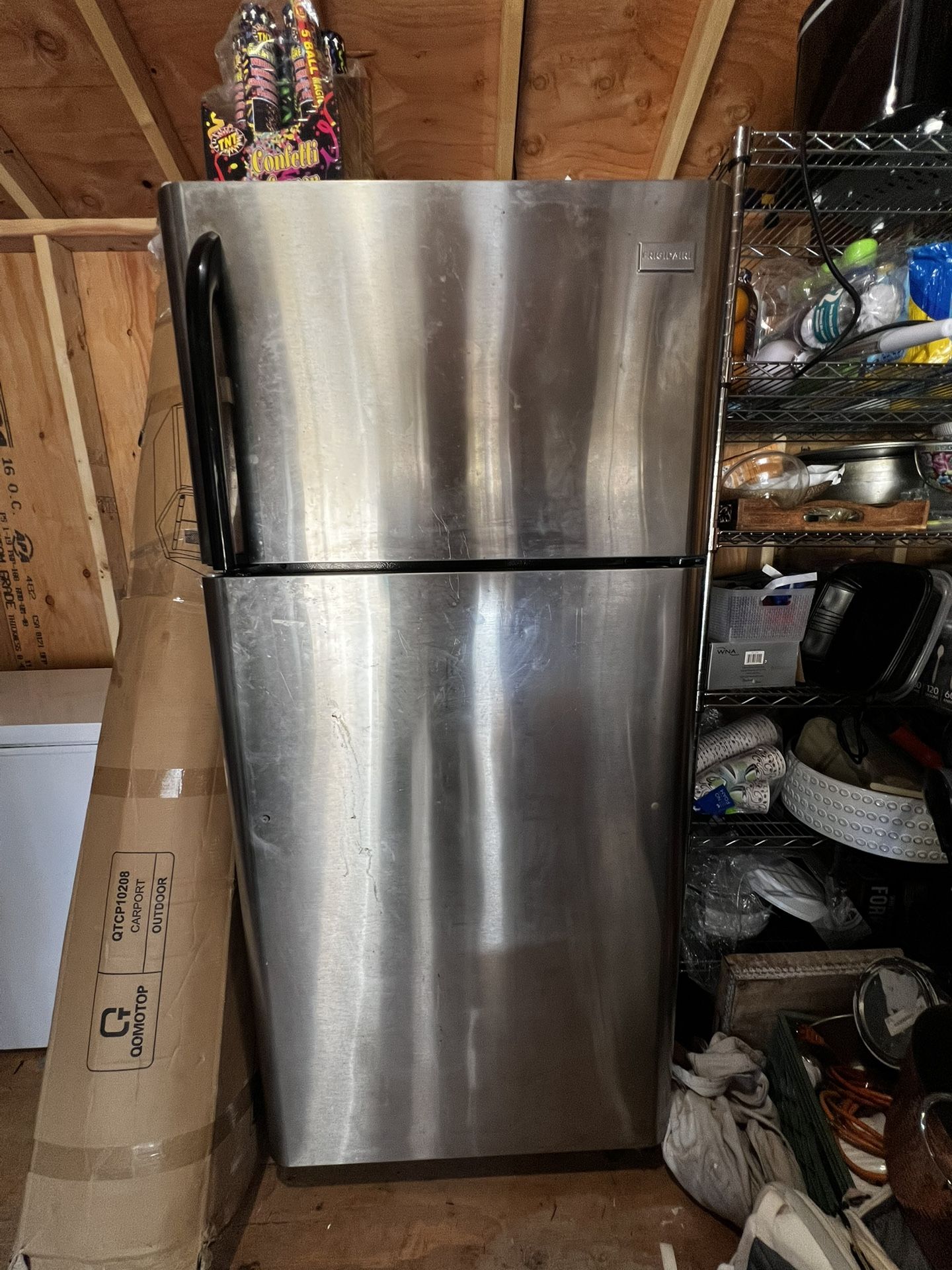 Frigidaire fridge For Sale