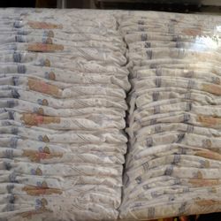 HUGGIES little snugglers Size NEWBORN 