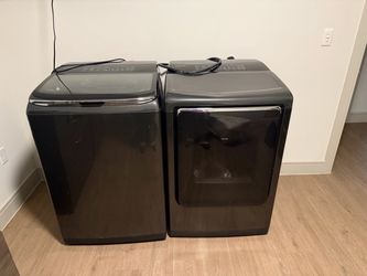 Large Capacity Samsung Washer & Dryer Set