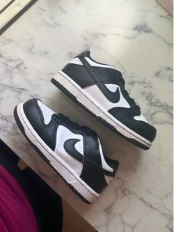 7.5 C Panda Dunks