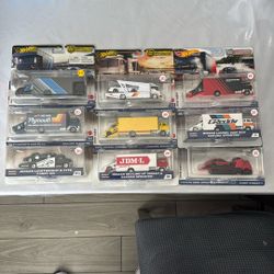 Hot Wheels Premium Team Transports