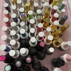 Polishes (DND AND VALENTINO)