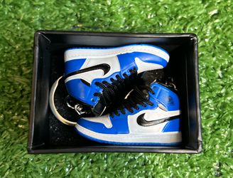 Nike Air Jordan Retro 3D sneaker Keychain selection bred banned space jam  for Sale in Louisville, KY - OfferUp