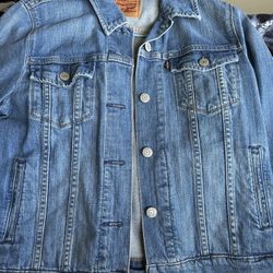 Women’s Levi’s Jean Jacket 