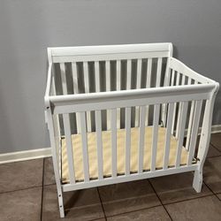 Mini Crib