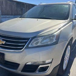 2015 Chevy Traverse LT