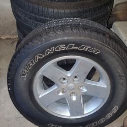 Jeep Wrangler Tires And Wheels  P255/75R 17  $Best Offer 